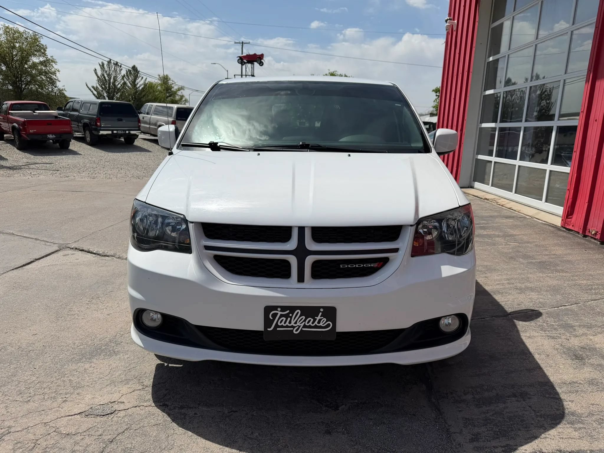 Used 2019 Dodge Grand Caravan GT FWD image 3