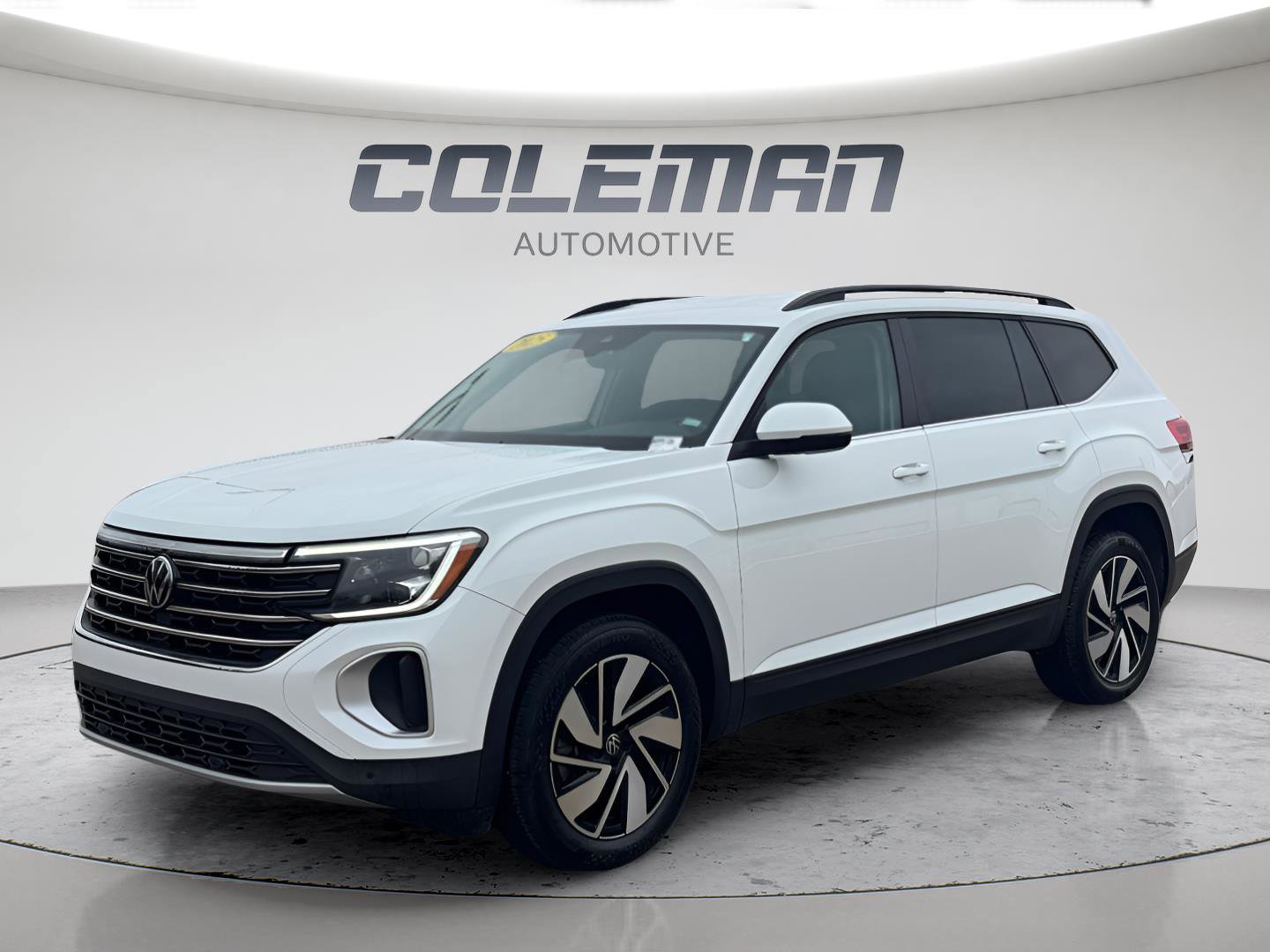 Used 2025 Volkswagen Atlas SE