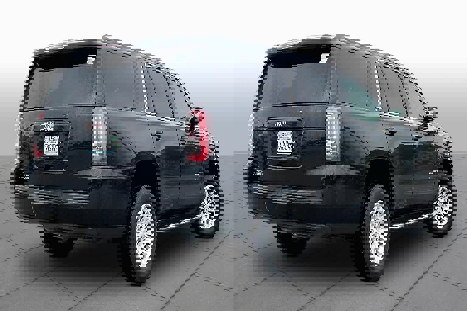 Used 2019 GMC Yukon SLT image 13