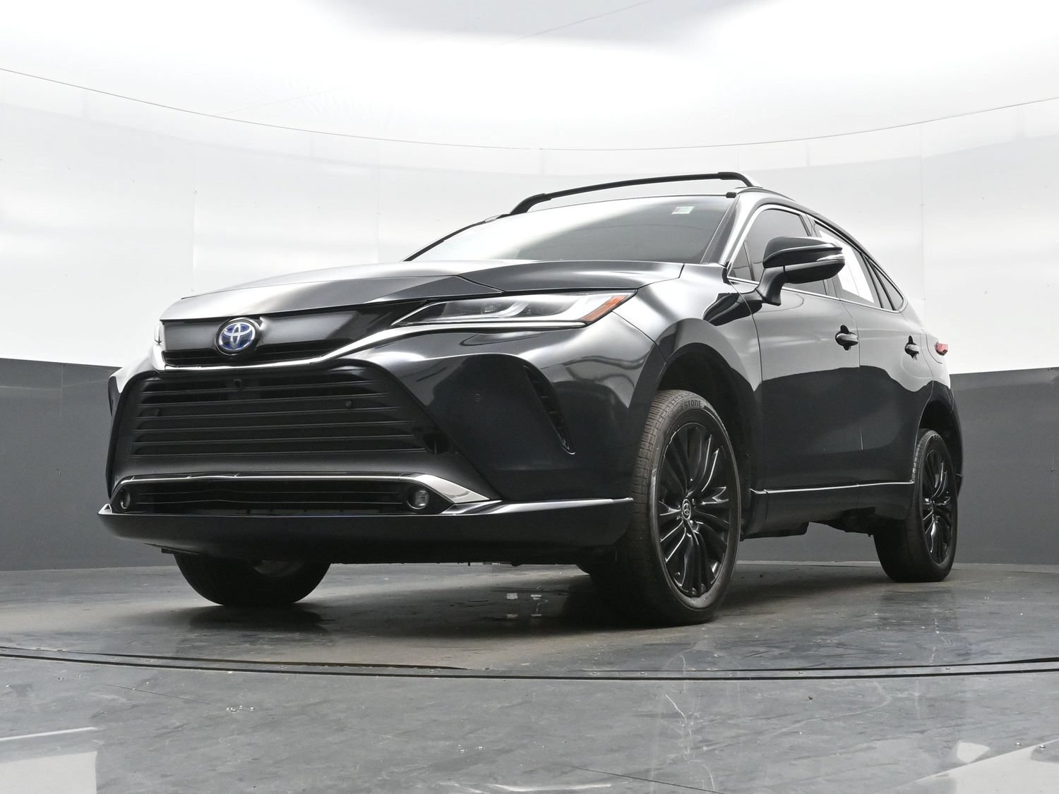 Used 2024 Toyota Venza Nightshade AWD/4WD image 28