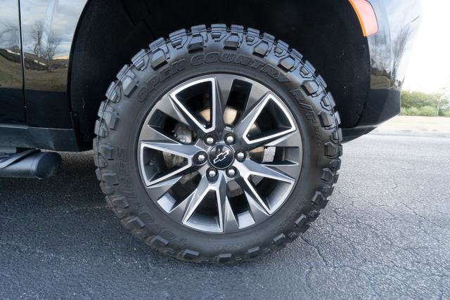 Used 2023 Chevrolet Tahoe Z71 w/ Luxury Package image 40