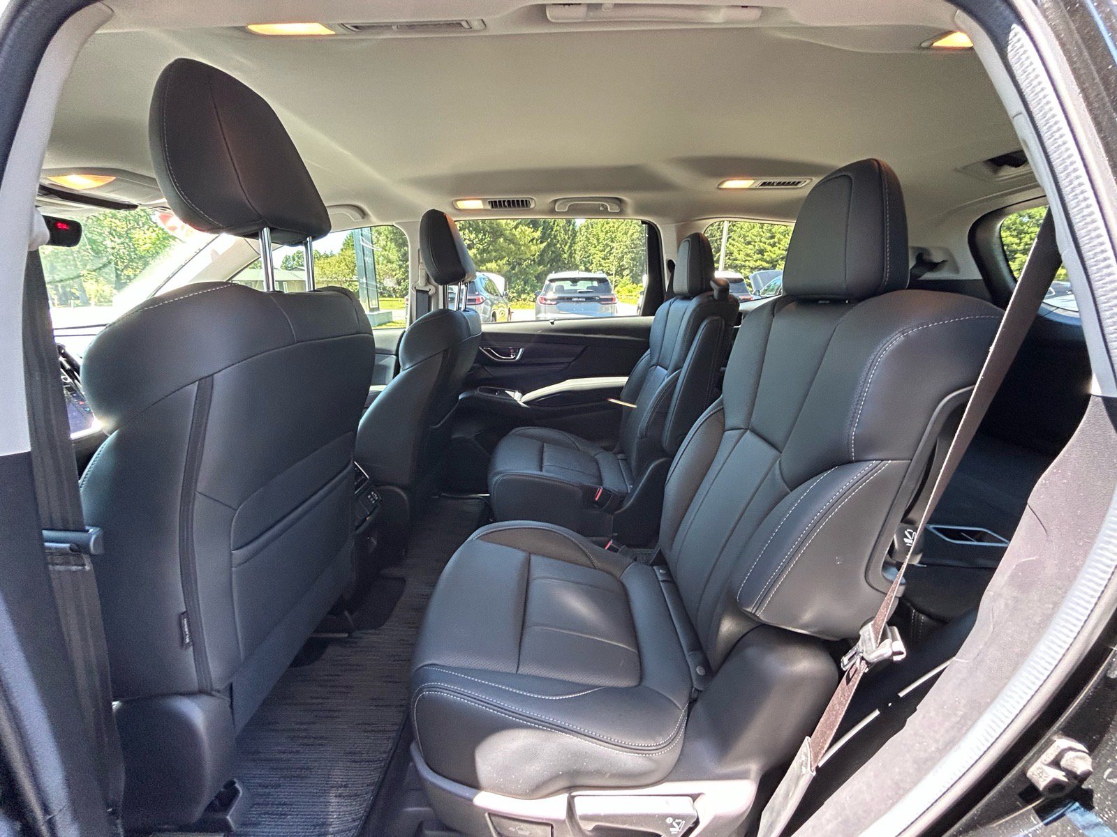 Used 2024 Subaru Ascent Limited AWD/4WD image 6