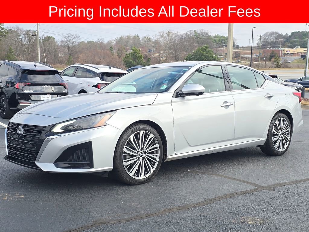 Used 2023 Nissan Altima 2.5 SL FWD image 7