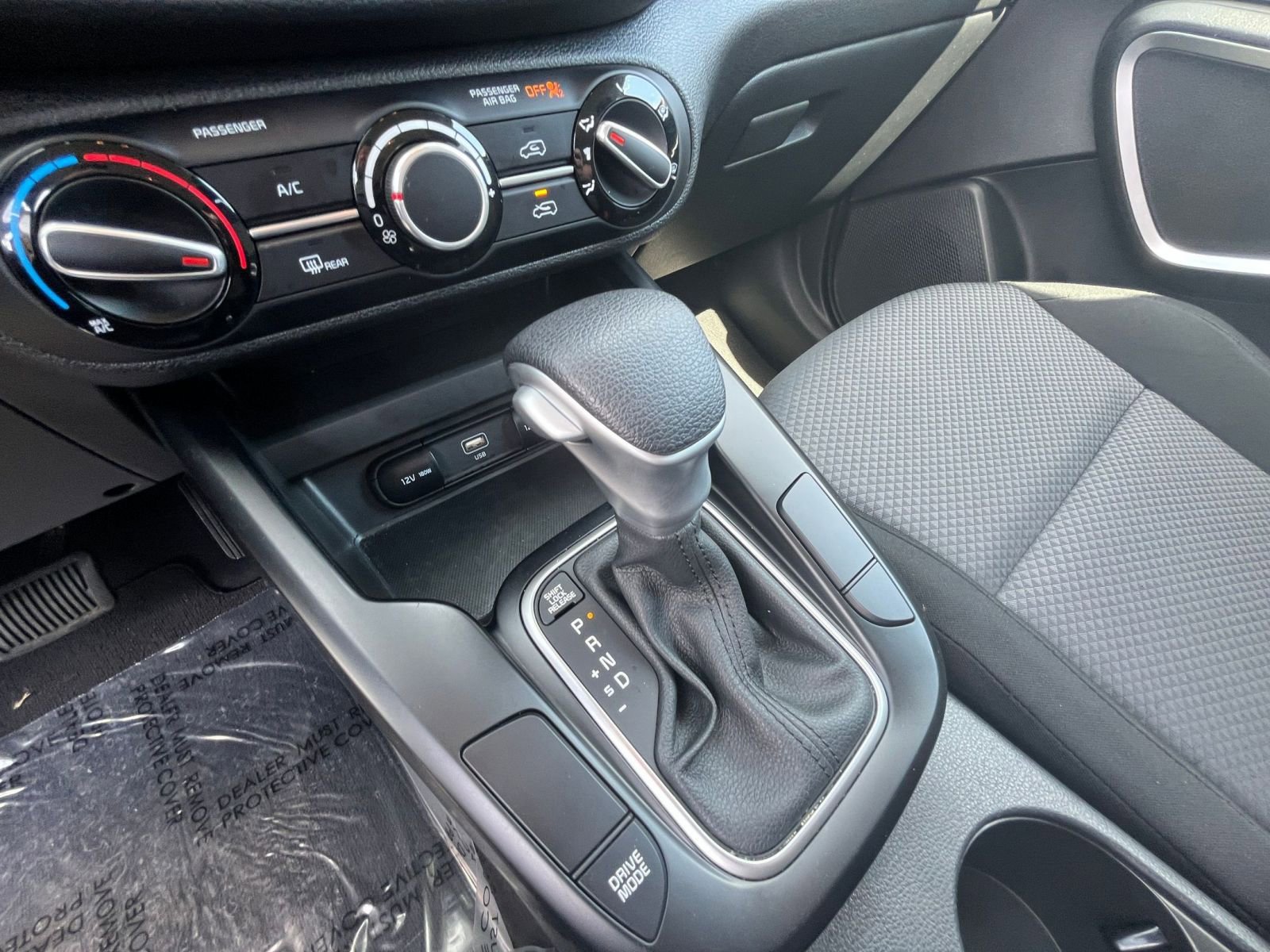 Used 2025 Kia Soul LX w/ LX Technology Package image 39