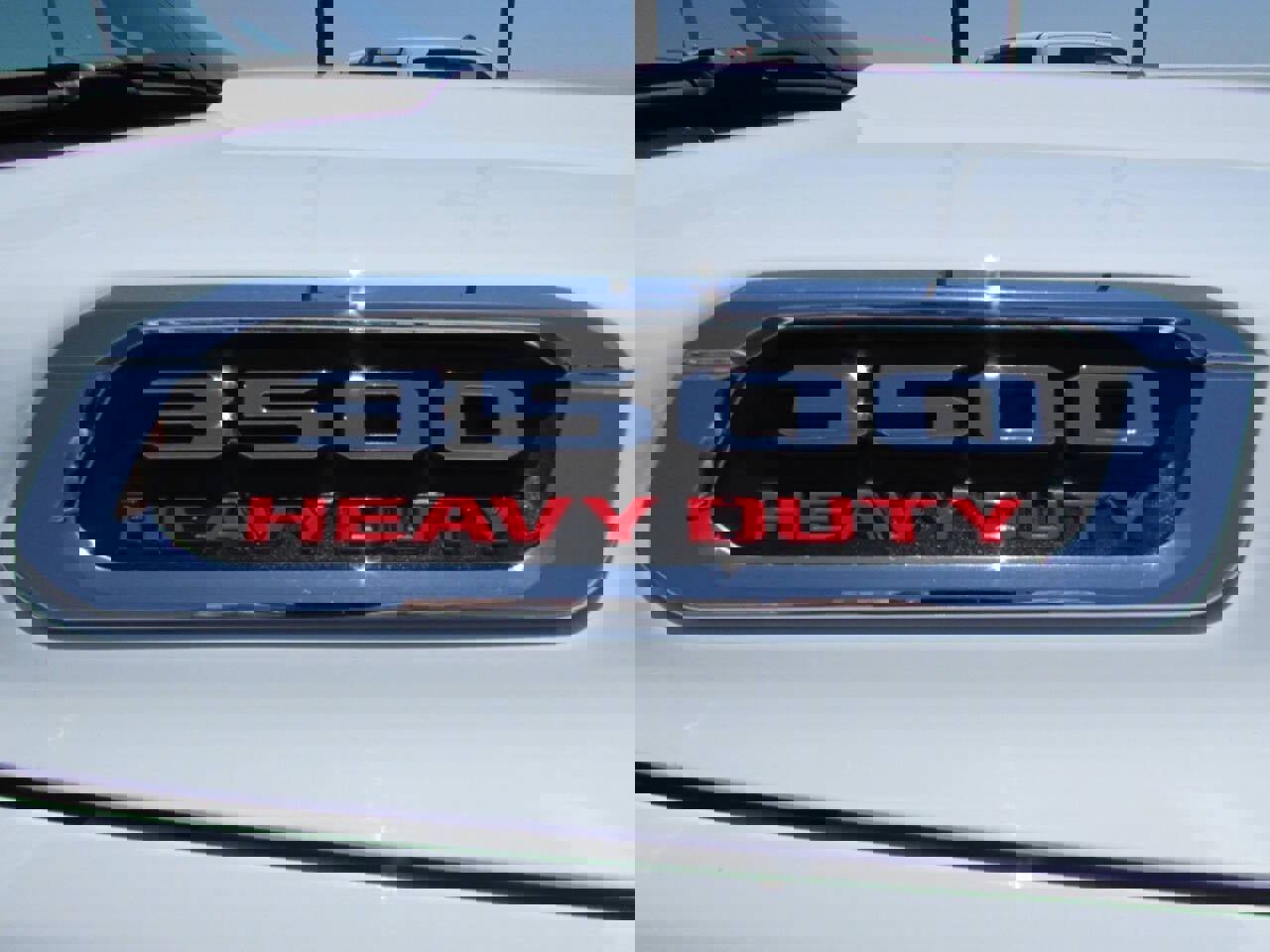 Used 2024 RAM 3500 SLT image 15