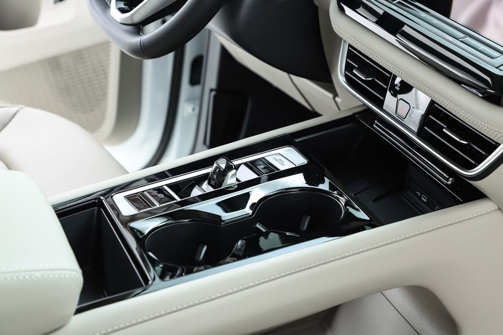 New 2026 Volkswagen Atlas SE image 74