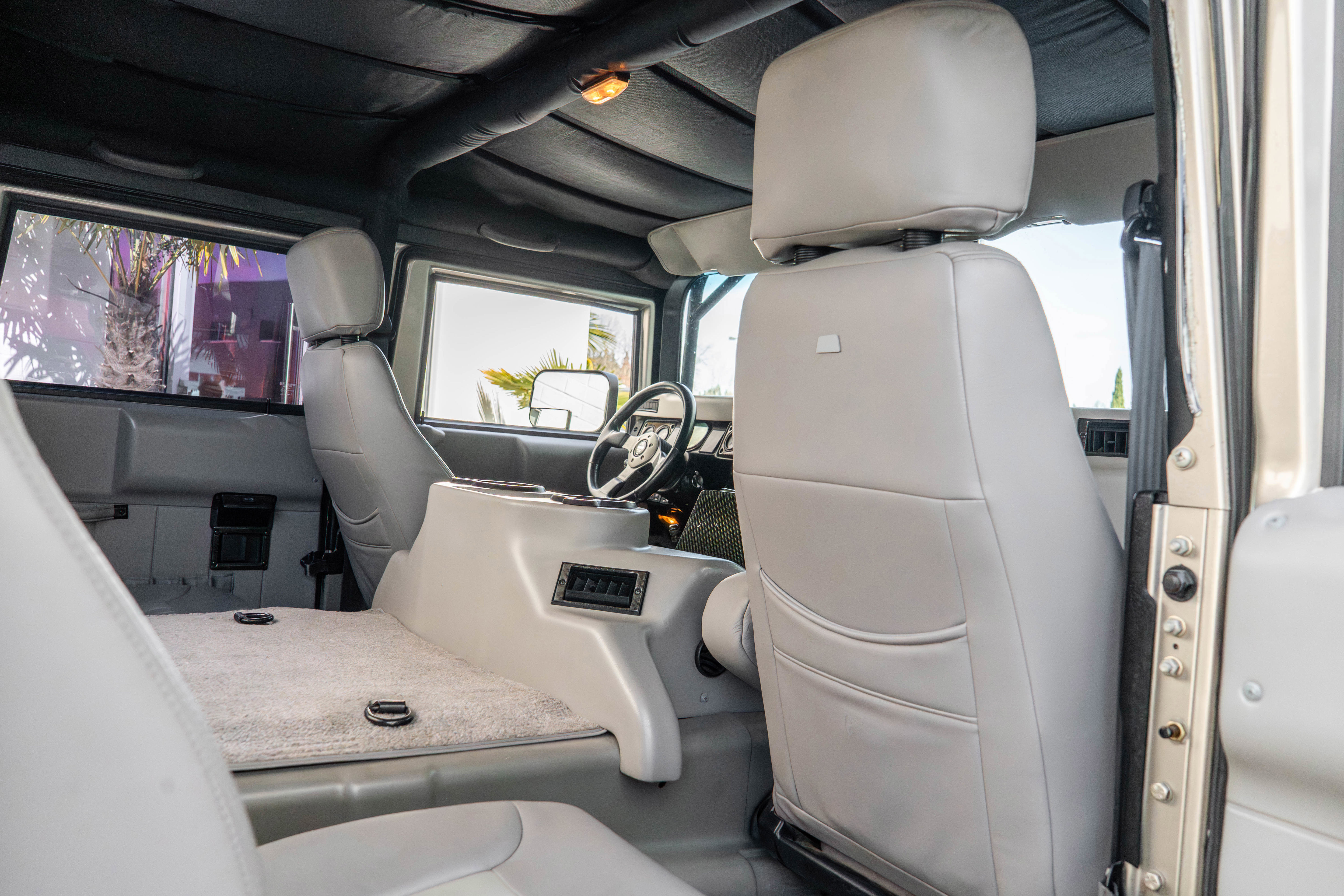 Used 2000 HUMMER H1 4-Door Open Top image 36