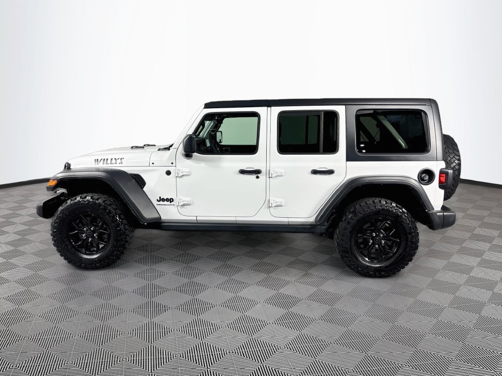 Used 2024 Jeep Wrangler Unlimited Sport AWD/4WD image 4