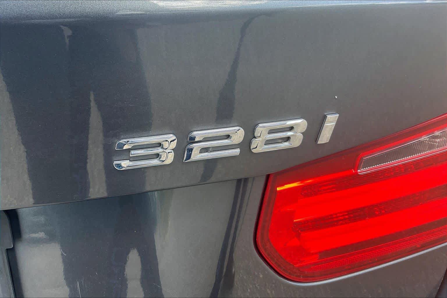 Used 2013 BMW 328i Sedan RWD image 9