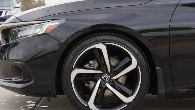 Used 2021 Honda Accord Sport image 5