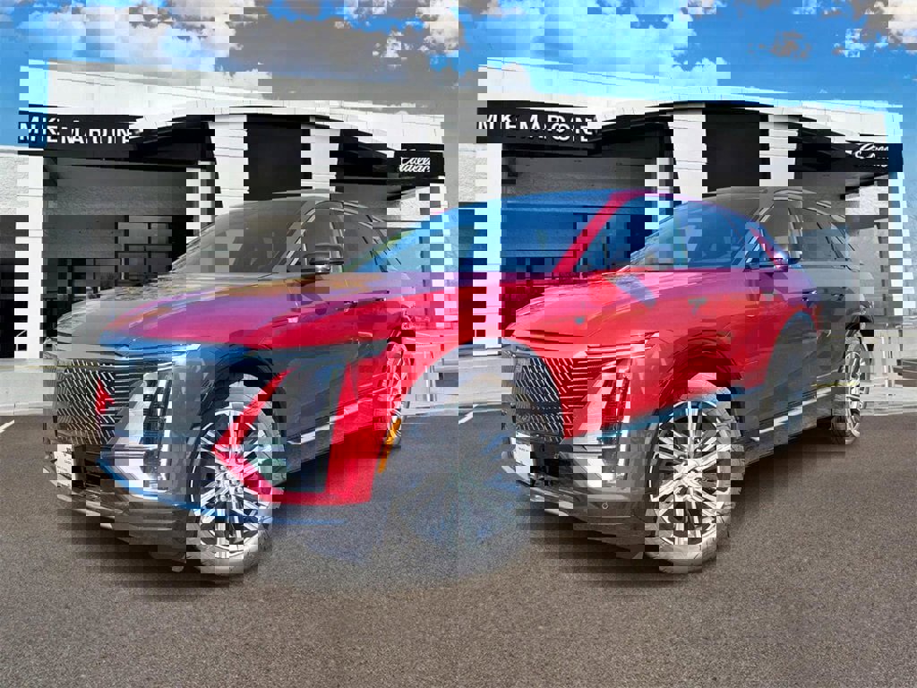 New 2025 Cadillac Lyriq Luxury
