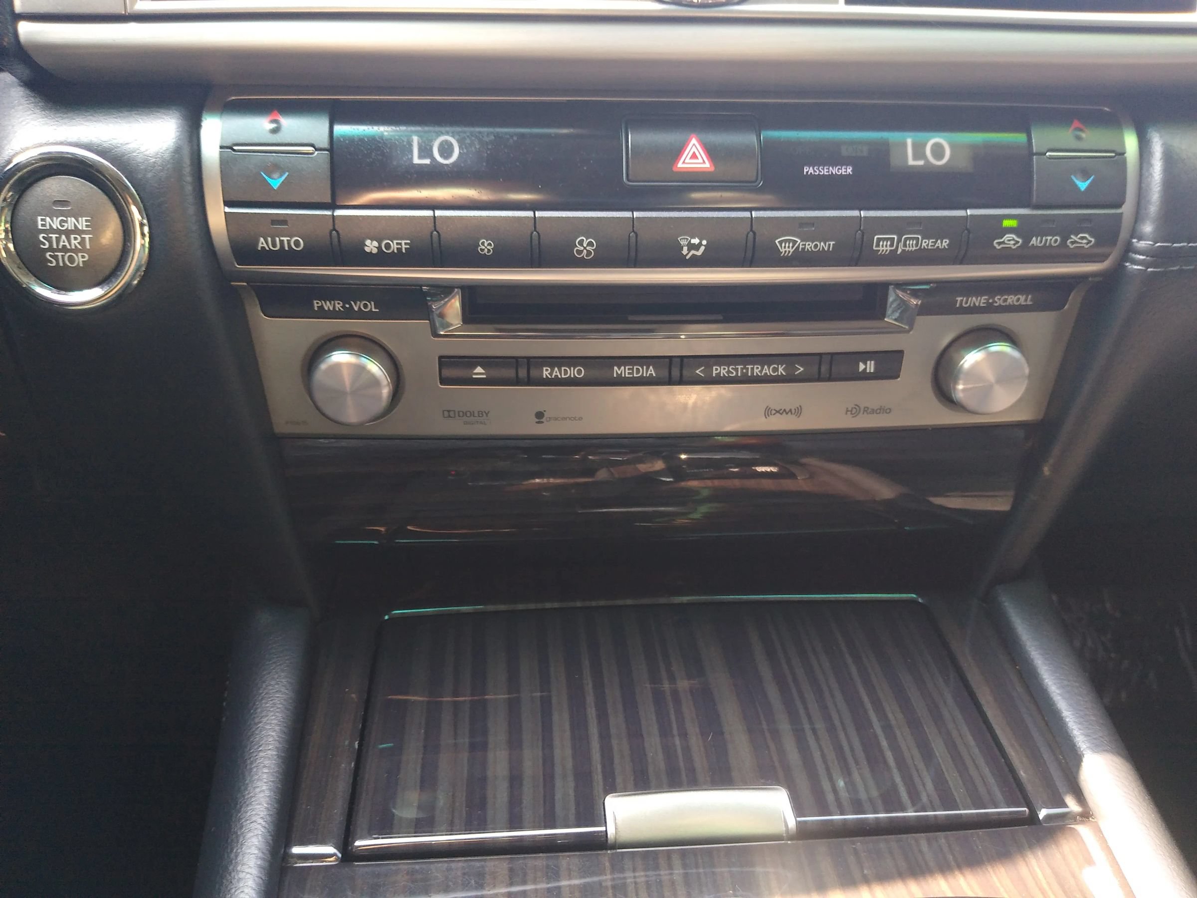 Used 2014 Lexus LS 460 AWD w/ Comfort Package image 22