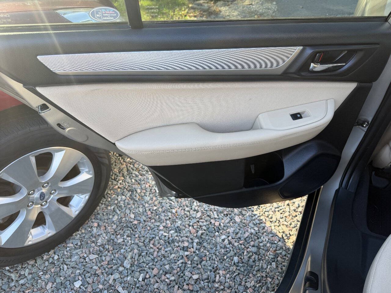 Used 2018 Subaru Outback 2.5i Premium AWD/4WD image 9