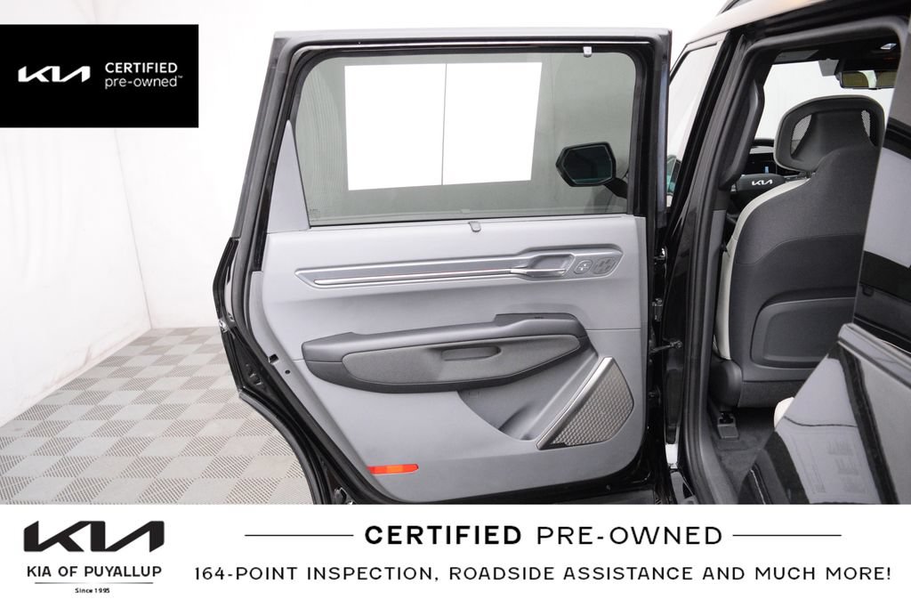 Certified 2024 Kia EV9 GT-Line AWD/4WD image 12