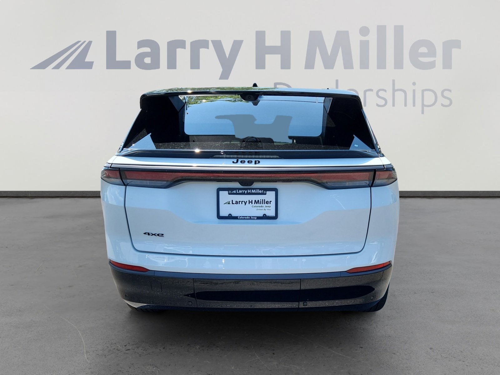 New 2025 Jeep Wagoneer S Limited image 4