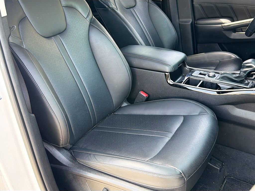 Used 2023 Kia Sorento SX image 22