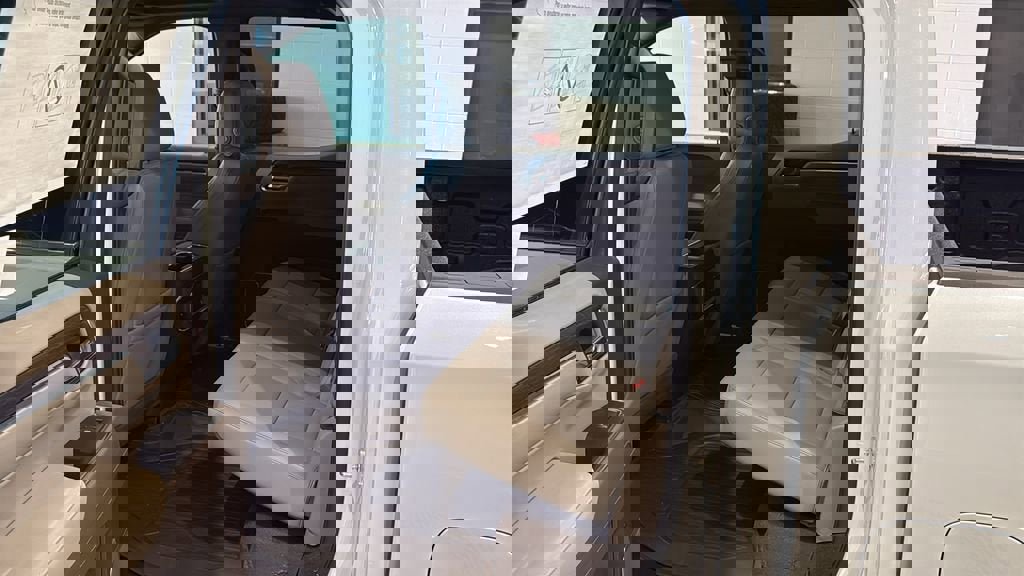 New 2026 GMC Sierra 1500 SLT w/ SLT Premium Plus Package image 18