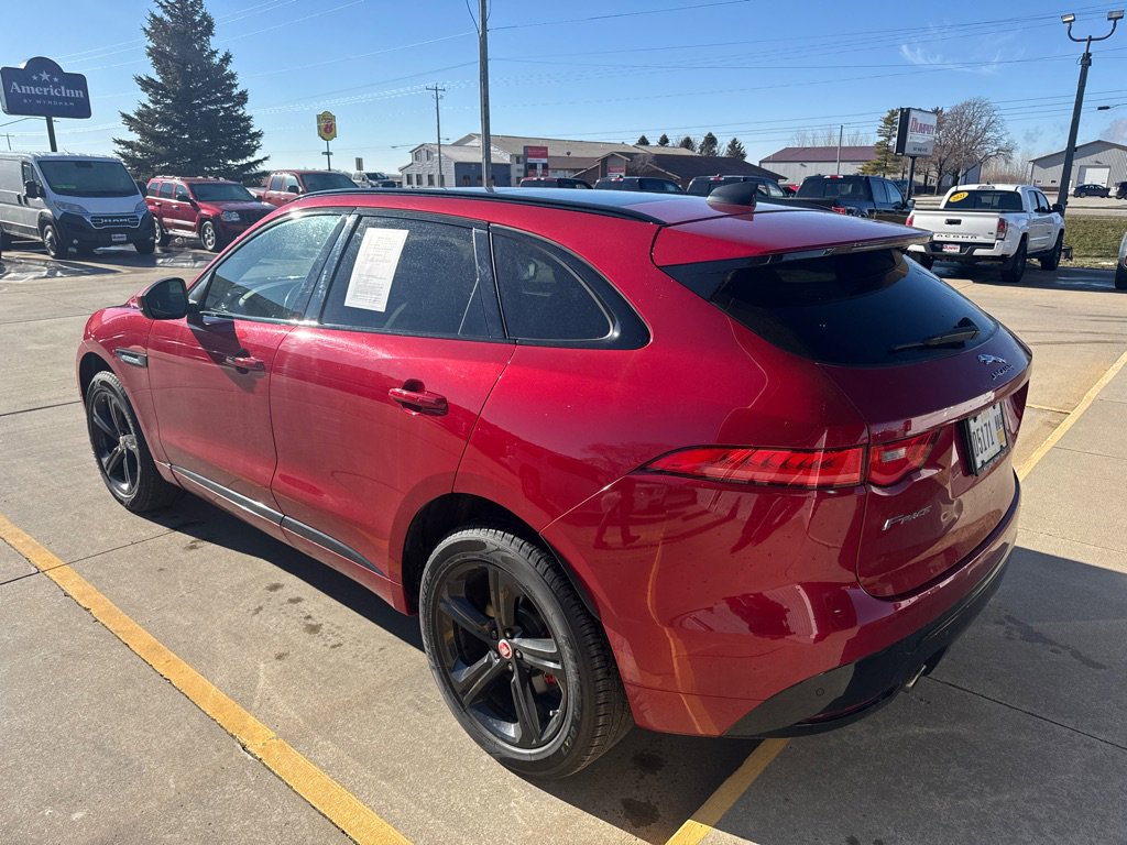 Used 2020 Jaguar F-PACE S image 3