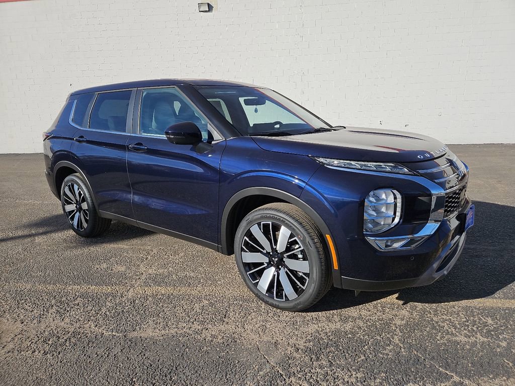 New 2026 Mitsubishi Outlander SE