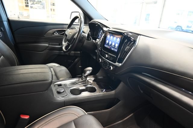Used 2022 Chevrolet Traverse Premier w/ LPO, Floor Liner Package AWD/4WD image 14