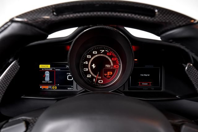 Certified 2018 Ferrari 488 GTB RWD image 32