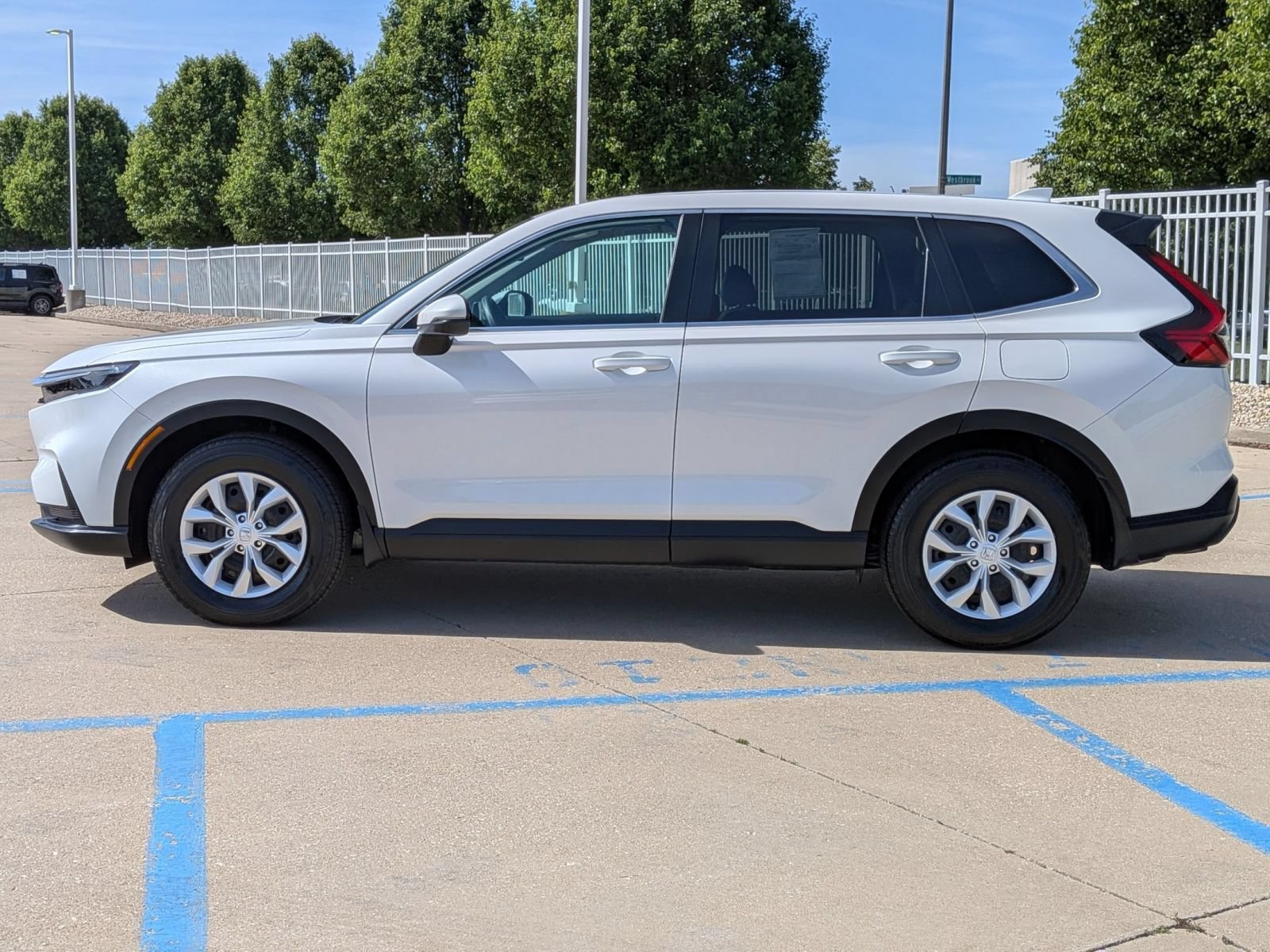 Certified 2025 Honda CR-V LX image 10