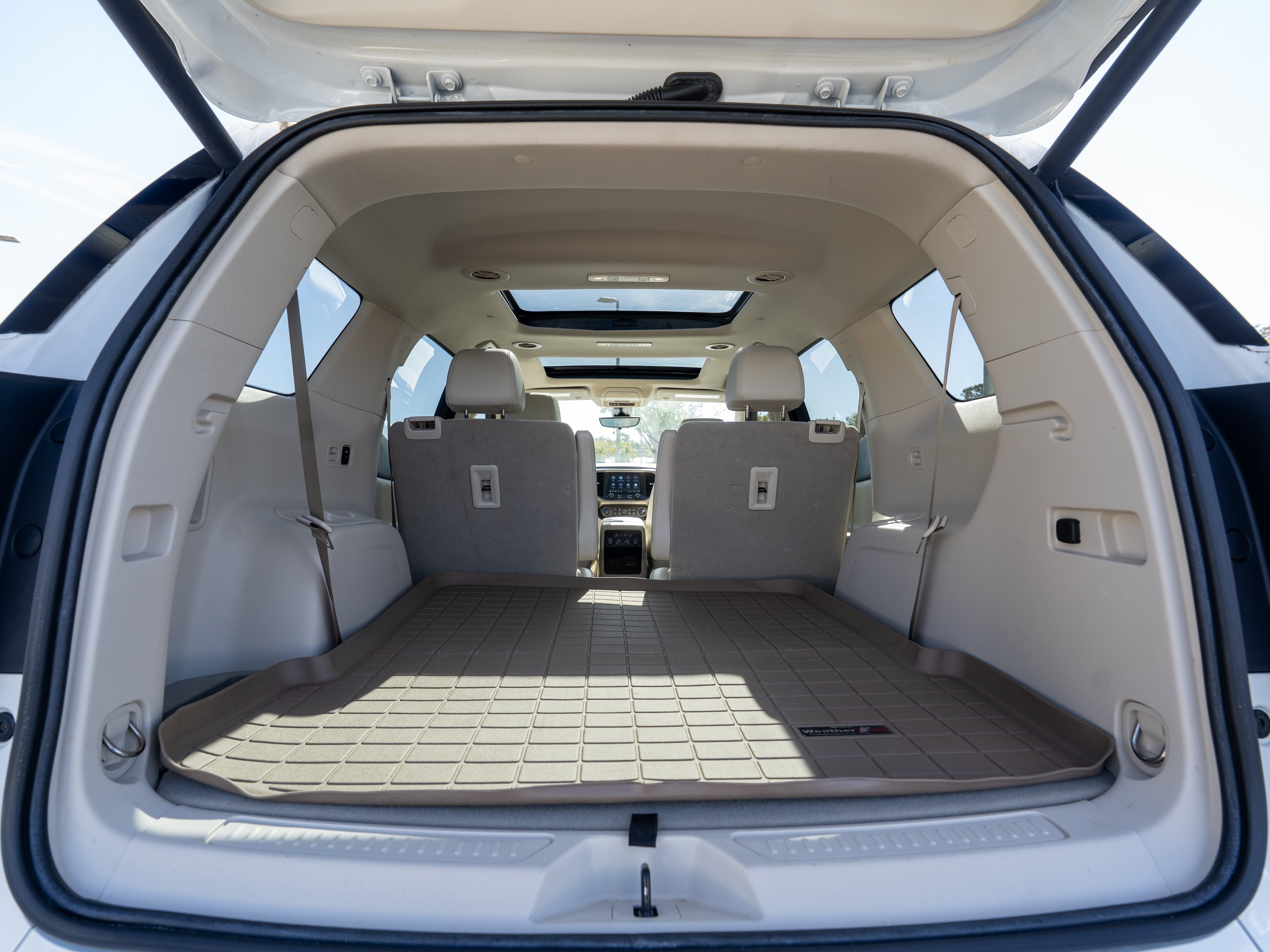 Used 2023 GMC Acadia Denali w/ Denali Ultimate Package FWD image 48