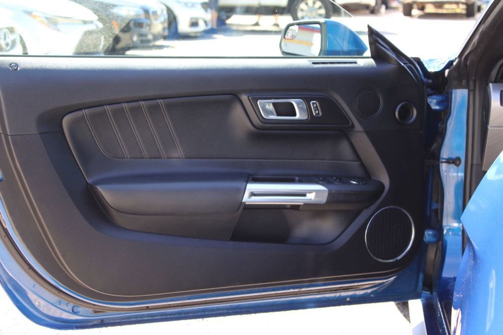 Used 2018 Ford Mustang Premium image 25