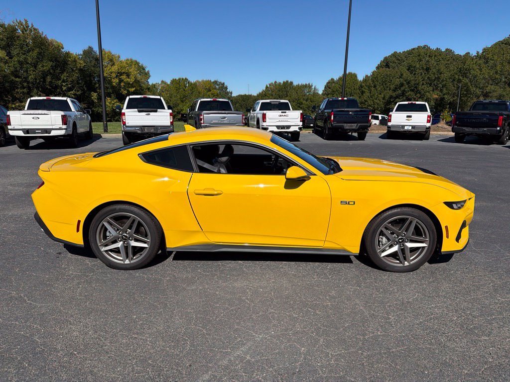 Used 2024 Ford Mustang GT Premium RWD image 15