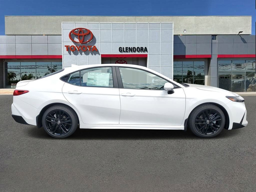 New 2026 Toyota Camry SE image 2
