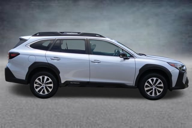 Certified 2024 Subaru Outback Premium AWD/4WD image 2