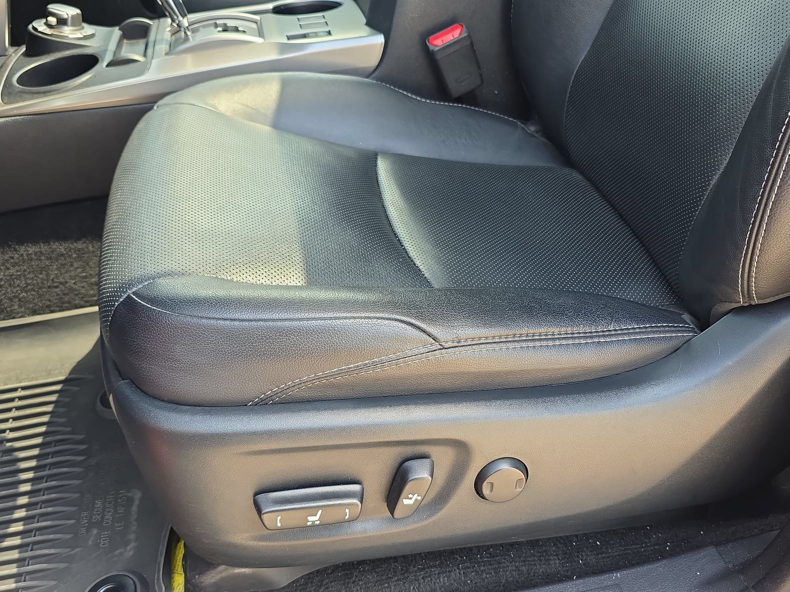 Used 2023 Toyota 4Runner Limited AWD/4WD image 26