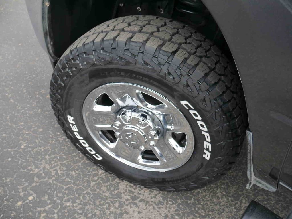 Certified 2024 RAM 2500 Tradesman w/ Chrome Appearance Group image 17