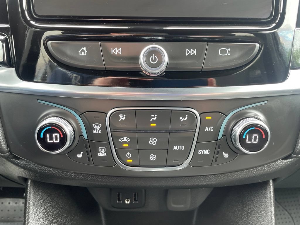 Used 2023 Chevrolet Traverse LT w/ LPO, Floor Liner Package AWD/4WD image 25