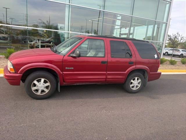 Used 1998 Oldsmobile Bravada AWD w/ Value Pkg image 2