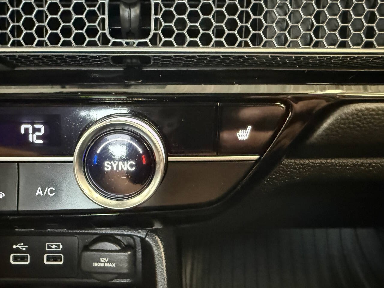 Used 2023 Honda Civic Touring image 28