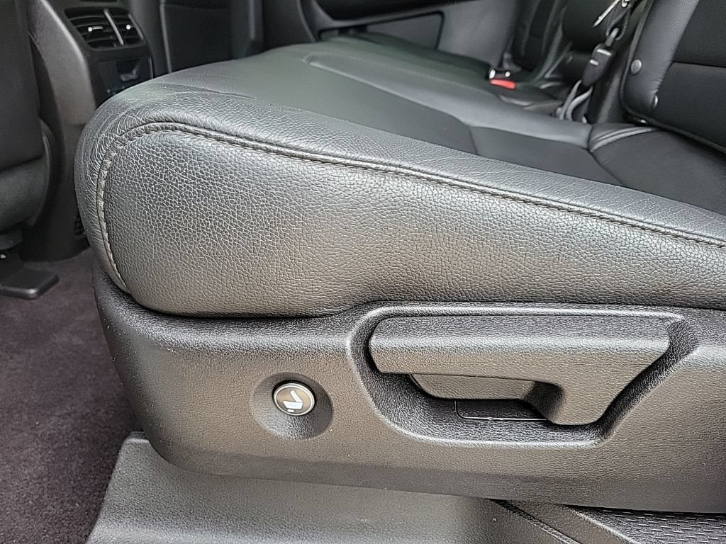 Used 2020 Acura MDX FWD image 15