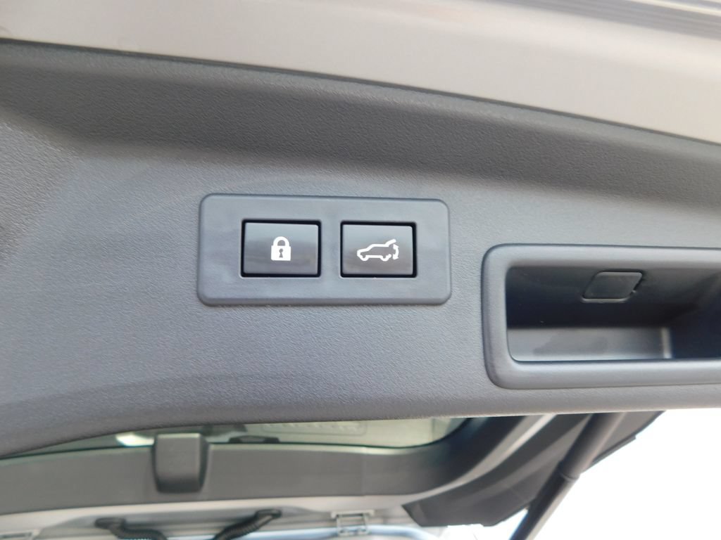 Used 2026 Subaru Outback Touring XT AWD/4WD image 25