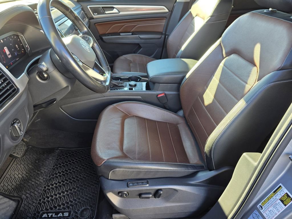 Used 2021 Volkswagen Atlas SEL Premium image 39