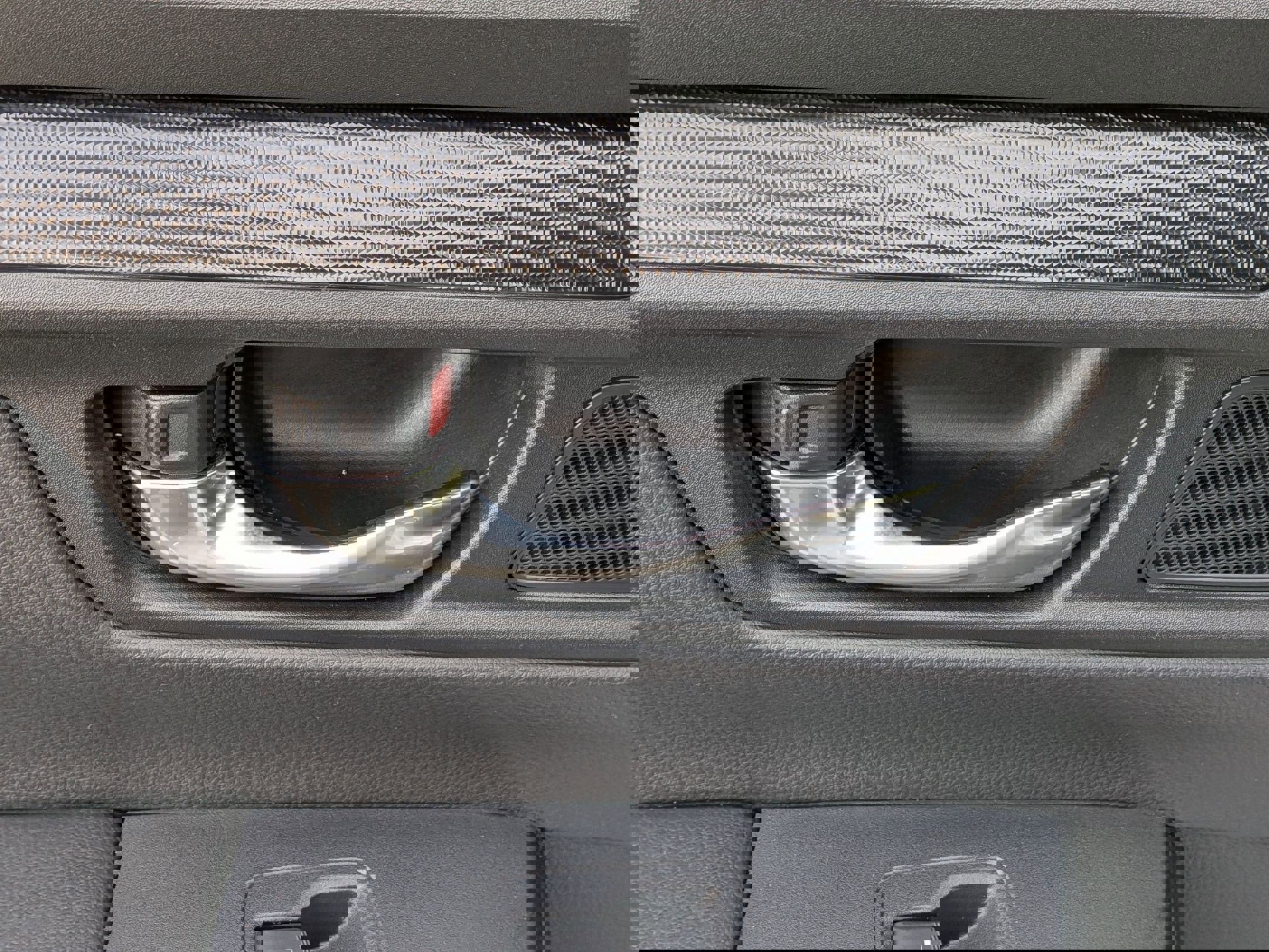 Used 2025 Honda CR-V Sport-L image 27