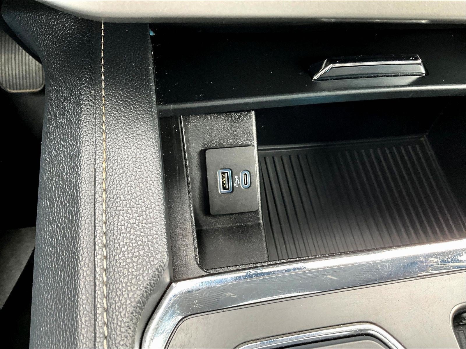 Used 2022 Ford Expedition XLT AWD/4WD image 16