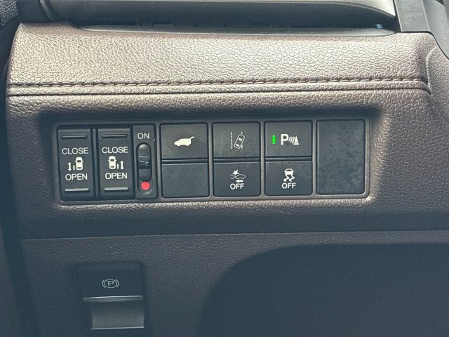Used 2018 Honda Odyssey Touring image 27