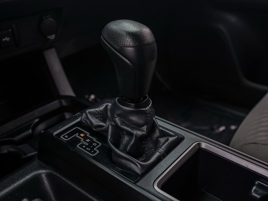 Used 2022 Toyota Tacoma SR image 33