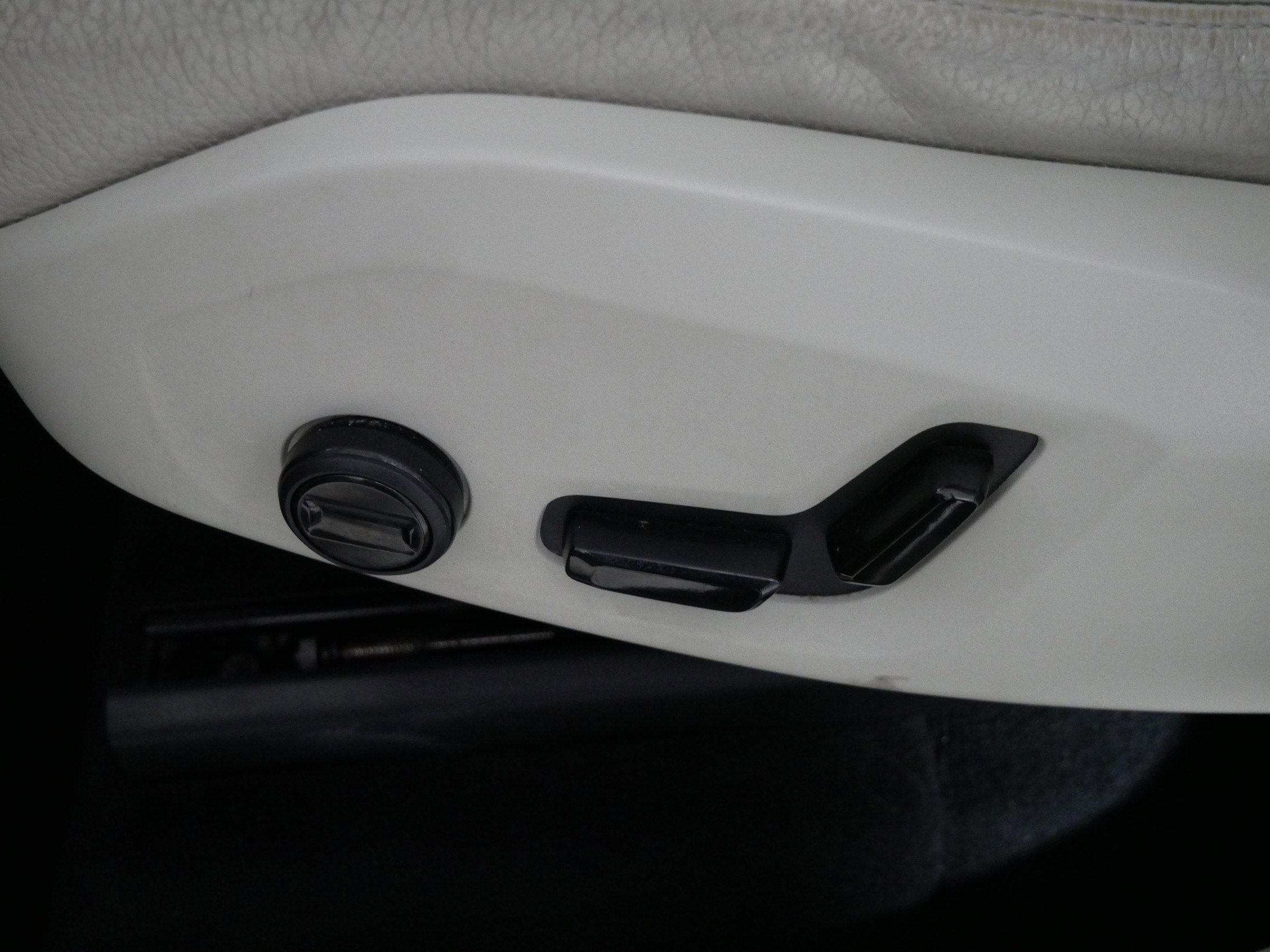 Used 2020 Volvo XC90 T6 Momentum image 20