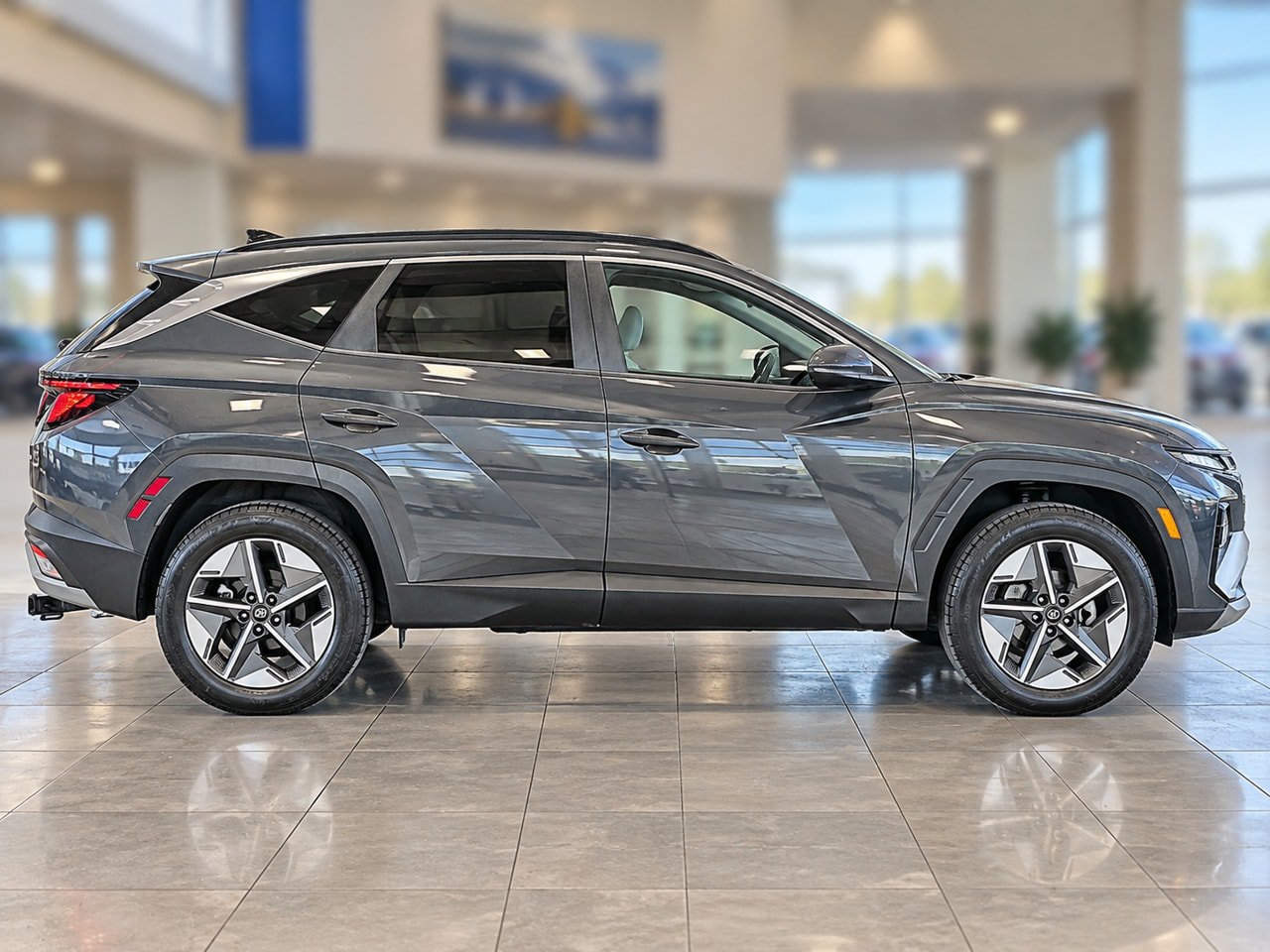 Used 2025 Hyundai Tucson SEL AWD/4WD image 5