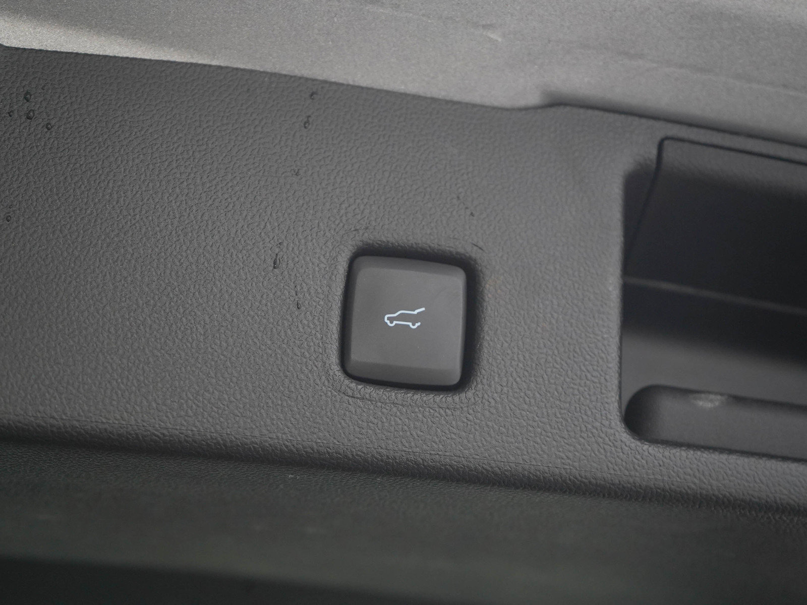 Used 2023 Ford Escape ST-Line Elite w/ Premium Technology Package AWD/4WD image 11