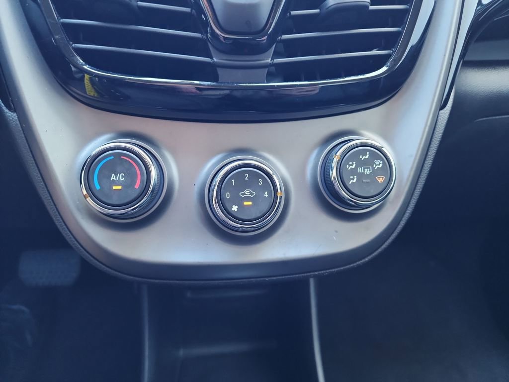 Used 2022 Chevrolet Spark LT image 28