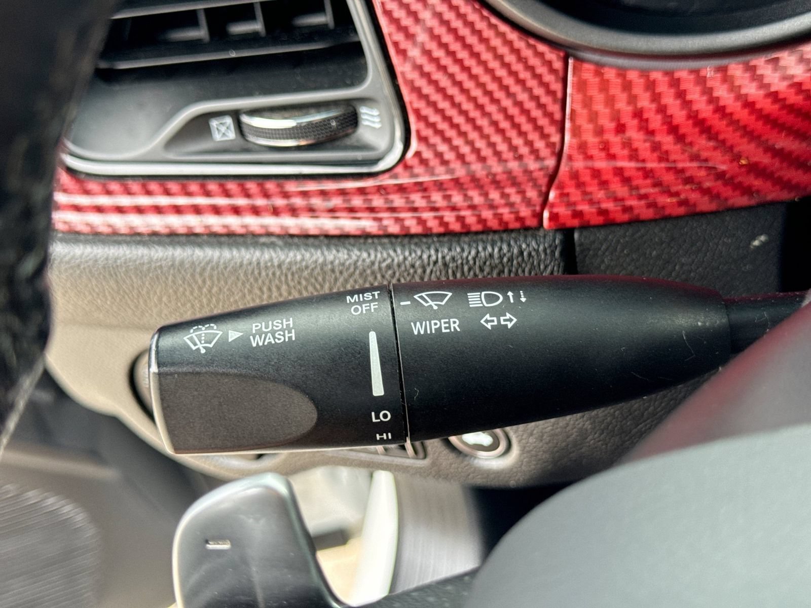 Used 2019 Dodge Challenger R/T w/ Driver Convenience Group RWD image 28