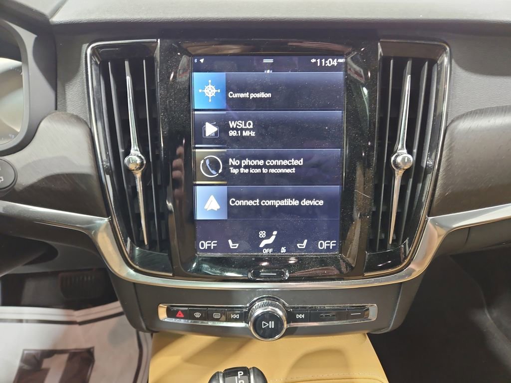 Used 2017 Volvo V90 T6 Cross Country AWD/4WD image 18