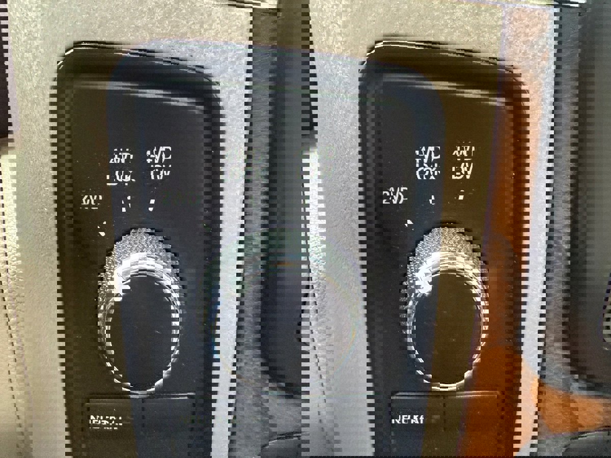 Used 2018 RAM 3500 Laramie Longhorn w/ Longhorn Southfork Package image 38